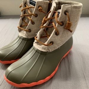 Sperry rain boots